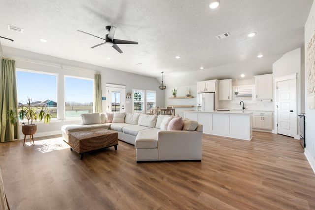 244 Brazos Bend, Snook, TX 77879