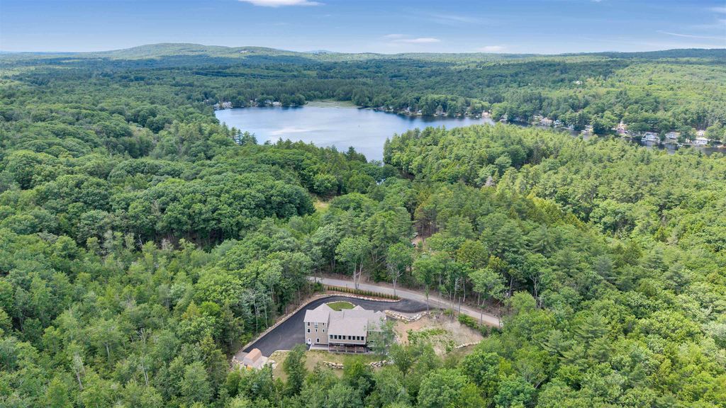 67 Cooper Road, Barrington, NH 03825