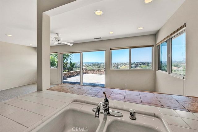29481 Vista Plaza, Laguna Niguel, CA 92677