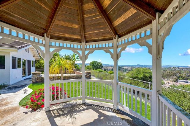 29481 Vista Plaza, Laguna Niguel, CA 92677