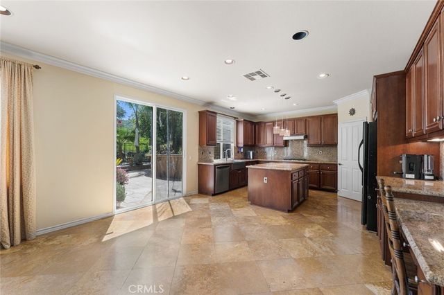 17526 Dove Willow Street, Canyon Country, CA 91387