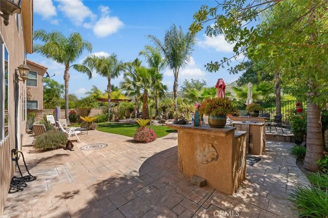 17526 Dove Willow Street, Canyon Country, CA 91387