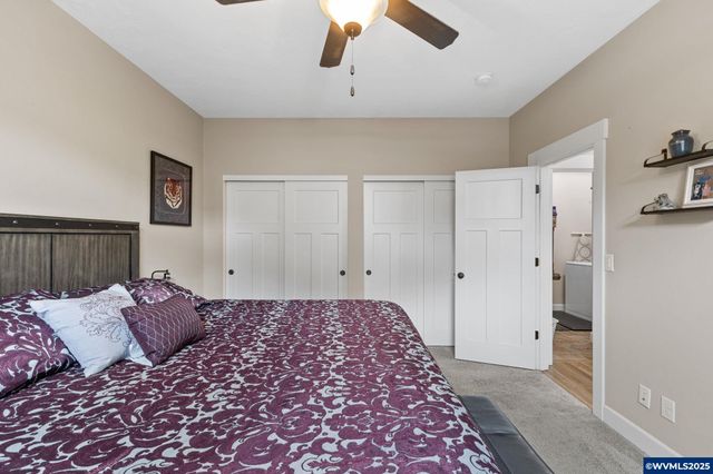 1202 Albatross Ct, Sweet Home, OR 97386