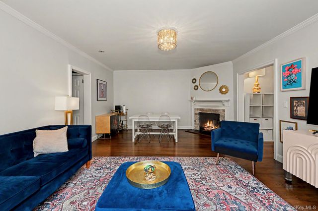 68 E Hartsdale Avenue 2L, Hartsdale, NY 10530