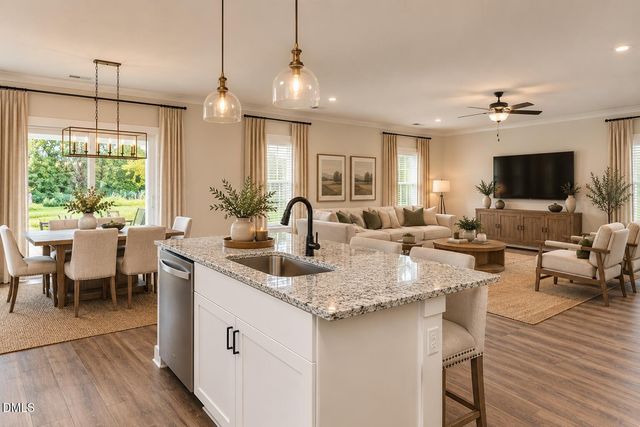 206 Custer Drive, Mebane, NC 27302