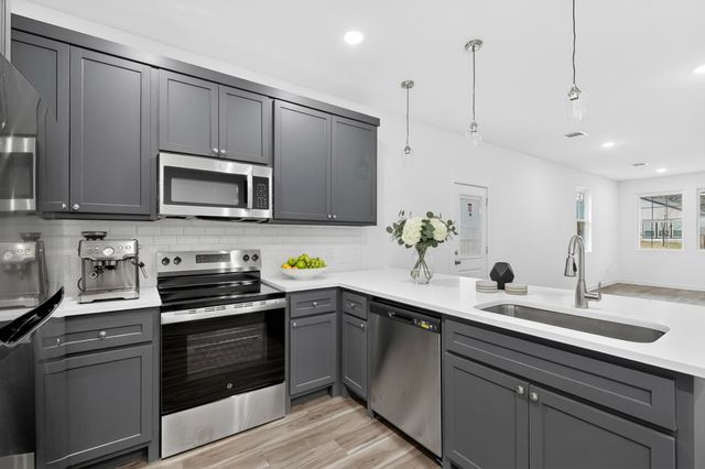 4614 Metropolitan Avenue, Dallas, TX 75210