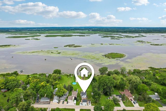 S94W14508 Groveway LANE, Muskego, WI 53150
