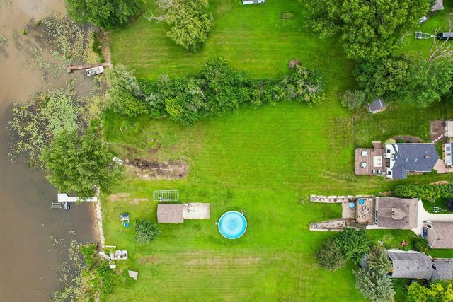 S94W14508 Groveway LANE, Muskego, WI 53150