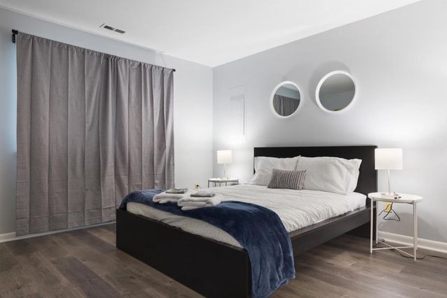 332 Summerwalk Circle 332, Chapel Hill, NC 27517