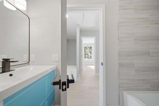 22 Cricket Hollow Place, Spring, TX 77381