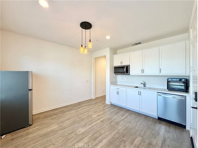 30411 Ridgecrest Road, Winchester, CA 92596