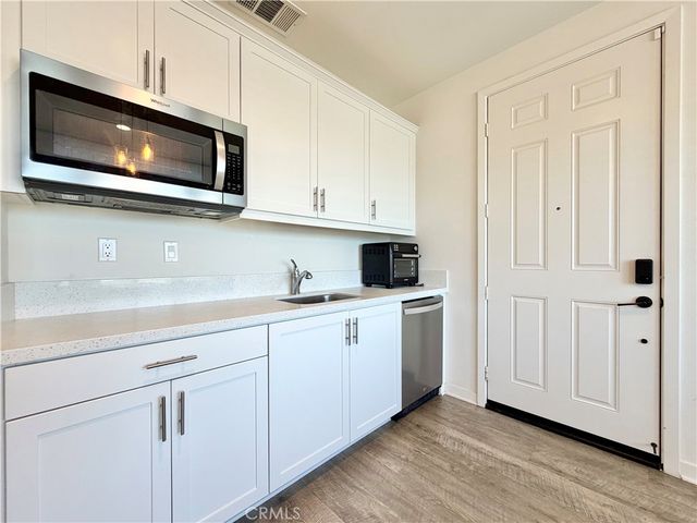 30411 Ridgecrest Road, Winchester, CA 92596