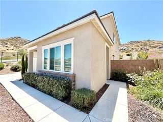 30411 Ridgecrest Road, Winchester, CA 92596