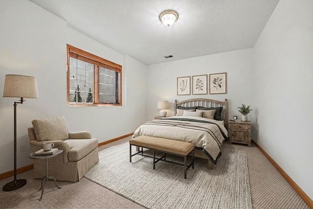 12999 Garvin Brook Lane, Apple Valley, MN 55124