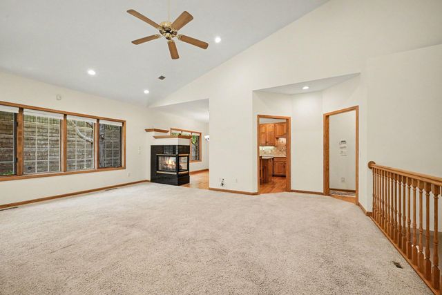 12999 Garvin Brook Lane, Apple Valley, MN 55124