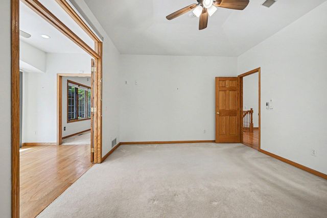 12999 Garvin Brook Lane, Apple Valley, MN 55124
