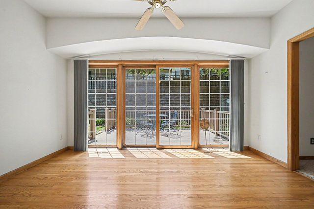 12999 Garvin Brook Lane, Apple Valley, MN 55124