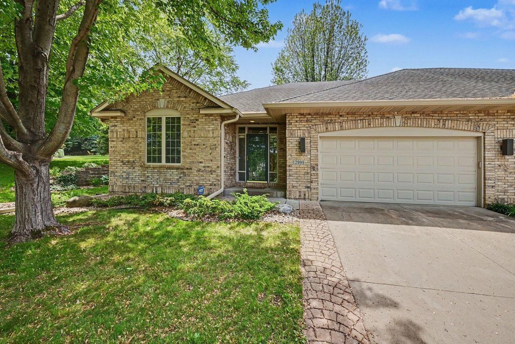 12999 Garvin Brook Lane, Apple Valley, MN 55124