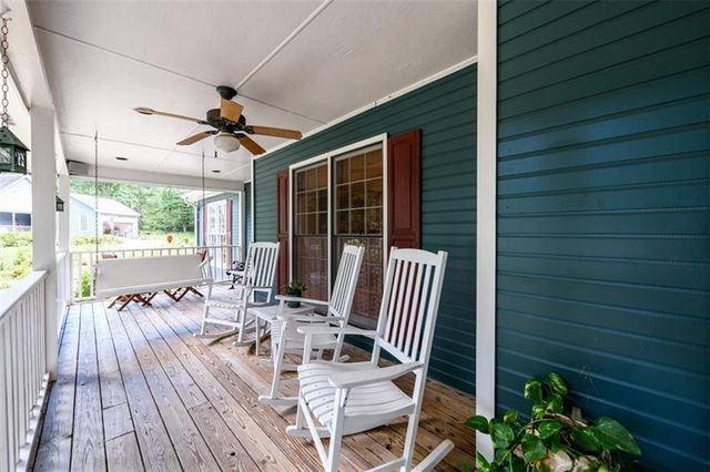 1746 Malachi Court, Loganville, GA 30052