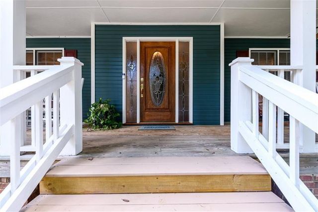 1746 Malachi Court, Loganville, GA 30052