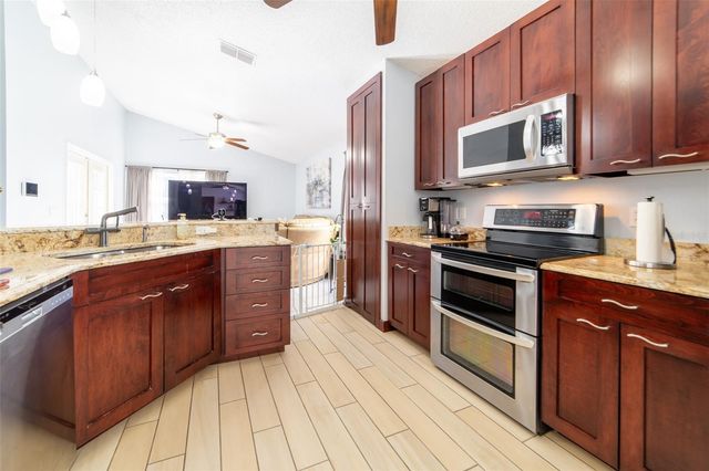 1352 WOODFIELD OAKS DRIVE, Apopka, FL 32703