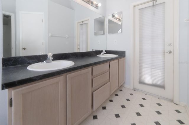 1352 WOODFIELD OAKS DRIVE, Apopka, FL 32703