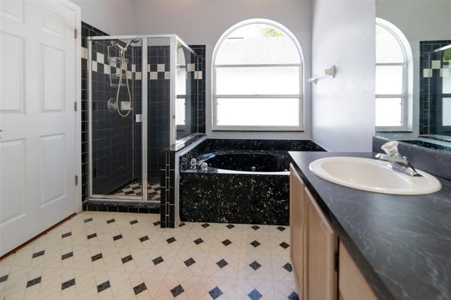 1352 WOODFIELD OAKS DRIVE, Apopka, FL 32703