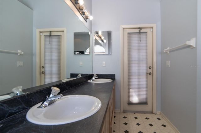 1352 WOODFIELD OAKS DRIVE, Apopka, FL 32703