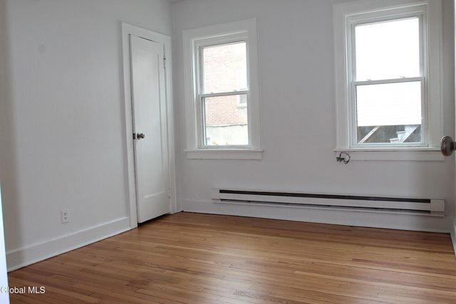 190 S Allen Street, Albany, NY 12208