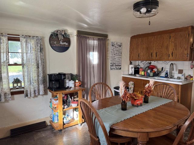 102 S Chatham Street, Janesville, WI 53548