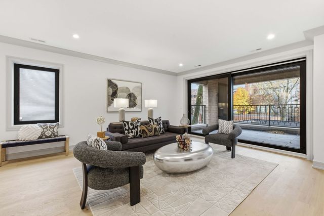 1646 N Orchard Street 2, Chicago, IL 60614