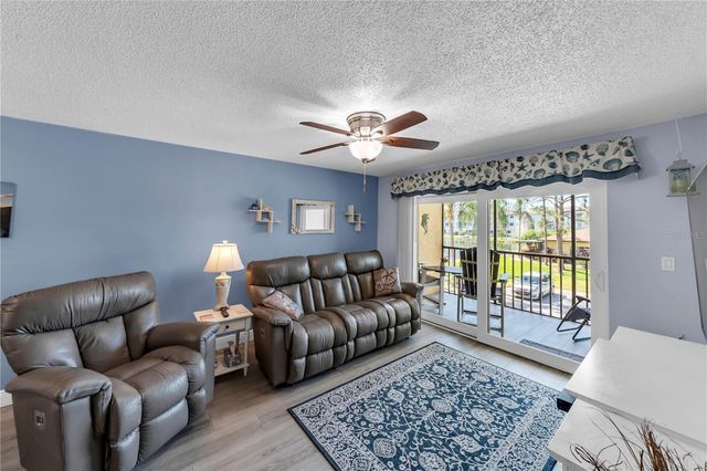 5849 PARK ST N 202, St Petersburg, FL 33709