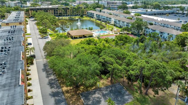 5849 PARK ST N 202, St Petersburg, FL 33709