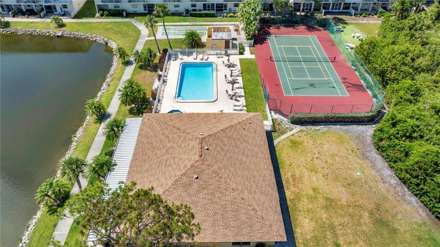 5849 PARK ST N 202, St Petersburg, FL 33709