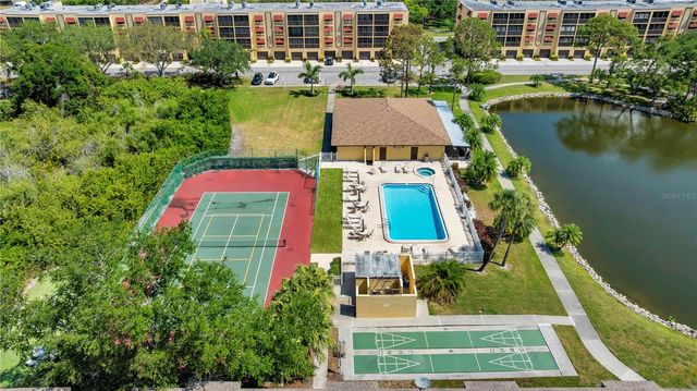 5849 PARK ST N 202, St Petersburg, FL 33709