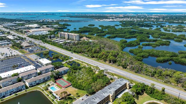 5849 PARK ST N 202, St Petersburg, FL 33709