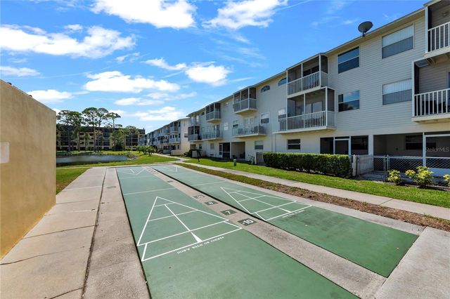 5849 PARK ST N 202, St Petersburg, FL 33709
