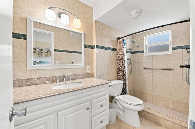 2223 NE 1st Court 101, Boynton Beach, FL 33435