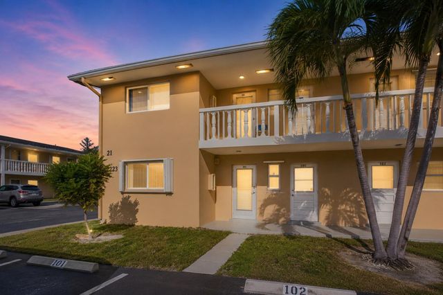 2223 NE 1st Court 101, Boynton Beach, FL 33435