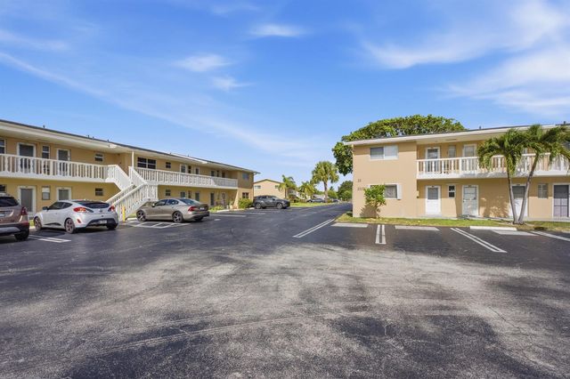2223 NE 1st Court 101, Boynton Beach, FL 33435