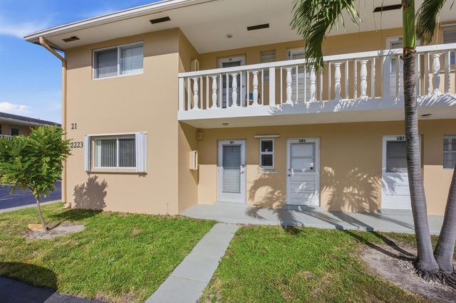 2223 NE 1st Court 101, Boynton Beach, FL 33435