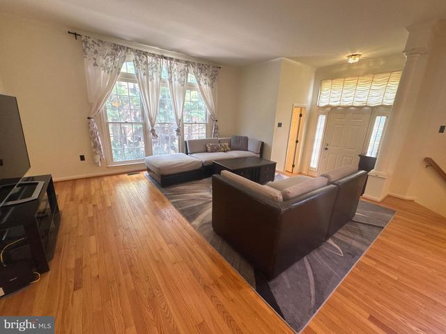 6505 NIGHTWIND CT, Alexandria, VA 22312