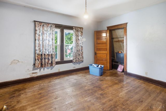 2035 Burnet Avenue, Cincinnati, OH 45219