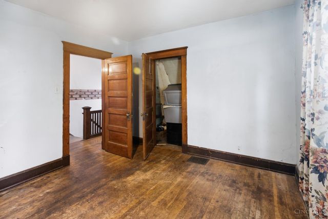 2035 Burnet Avenue, Cincinnati, OH 45219