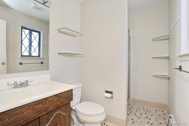 25 Buckingham Court, Pomona, NY 10970