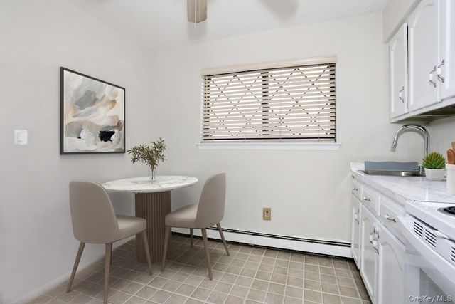 25 Buckingham Court, Pomona, NY 10970