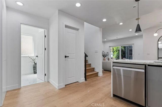 1022 W 223rd Street 6, Torrance, CA 90502