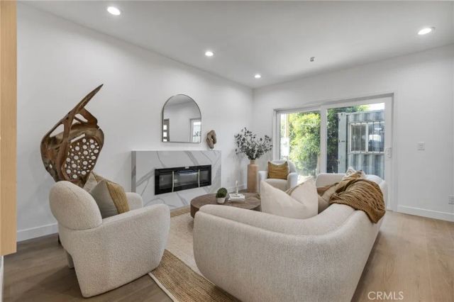 1022 W 223rd Street 6, Torrance, CA 90502