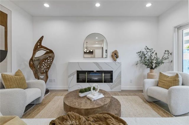 1022 W 223rd Street 6, Torrance, CA 90502