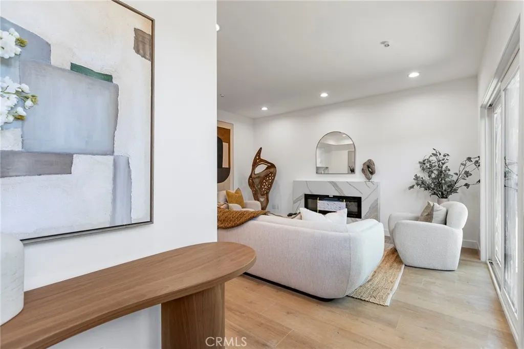 1022 W 223rd Street 6, Torrance, CA 90502